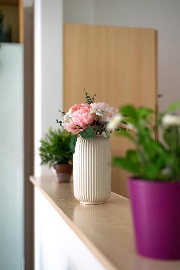 Central Apartment At Gozsdu Court, 60 Sqm, 2 Rooms With 2 Ac, Elevators, Kitchen Budapest Ngoại thất bức ảnh